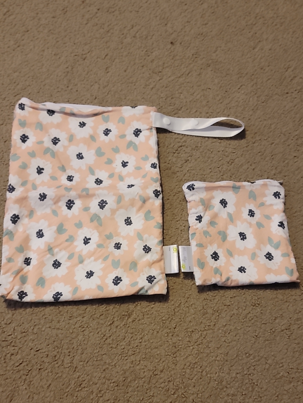 Itzy Ritzy Peach Floral Kids Wet Bag with Wrist Strap